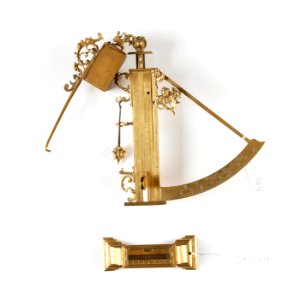 Riktningsinstrument av förgylld mässing, 1648 - Skoklosters slott - 92856