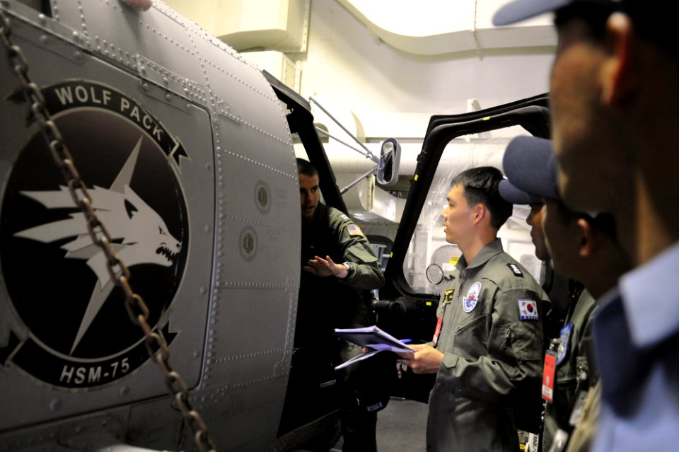 Rim of the Pacific (RIMPAC) 120705-N-VF350-011