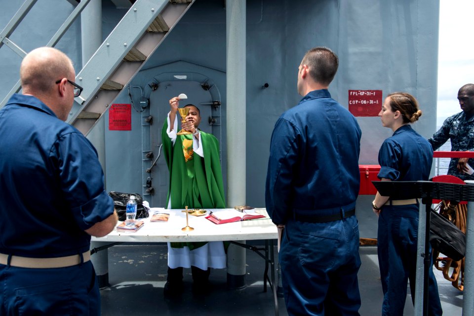 RIMPAC 2014 140713-N-UD469-054