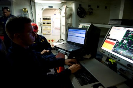 RIMPAC 2014 140724-N-UD469-063