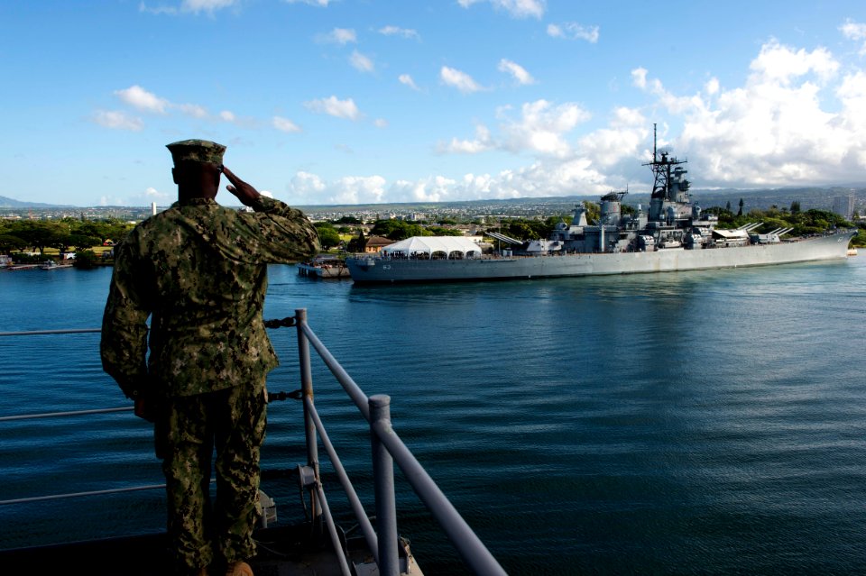 RIMPAC 2014 140731-N-UD469-167