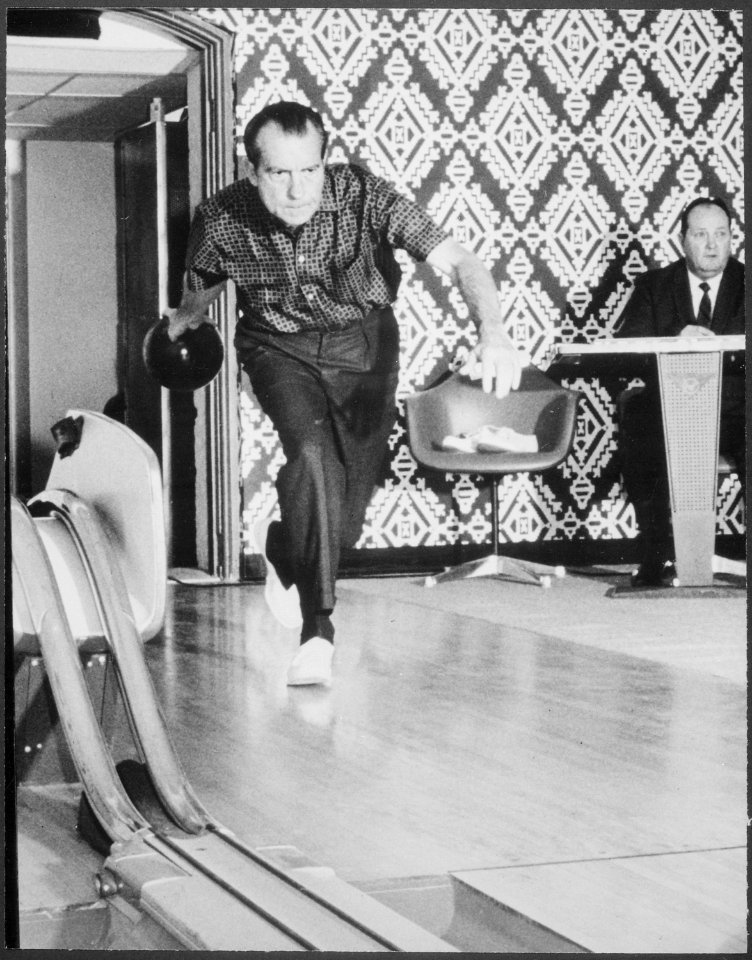 Richard M. Nixon bowling at the White House bowling alley - NARA - 194671