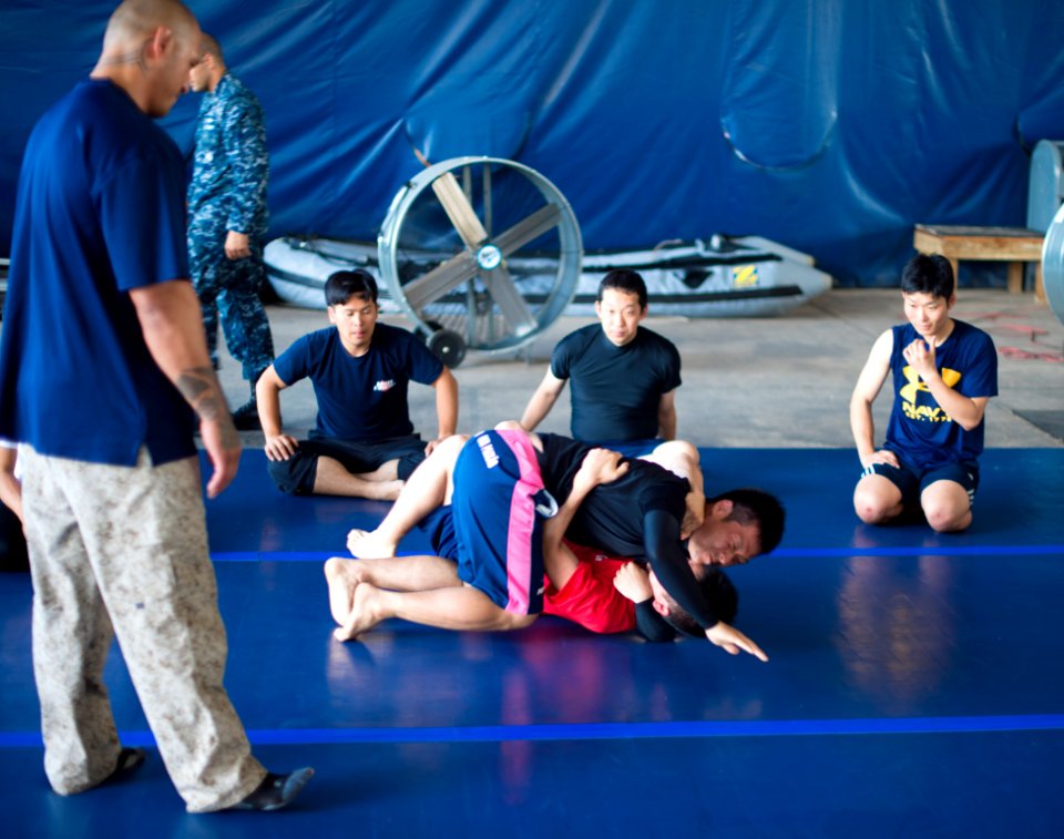 RIMPAC 2014 VBSS training 140702-N-PX130-042