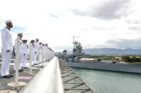 RIMPAC 2014 140626-N-WO404-250