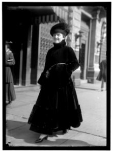 RINEHART, MARY ROBERTS. MRS. STANLEY M. RINEHART-FICTION WRITER. SNAP LCCN2016867017