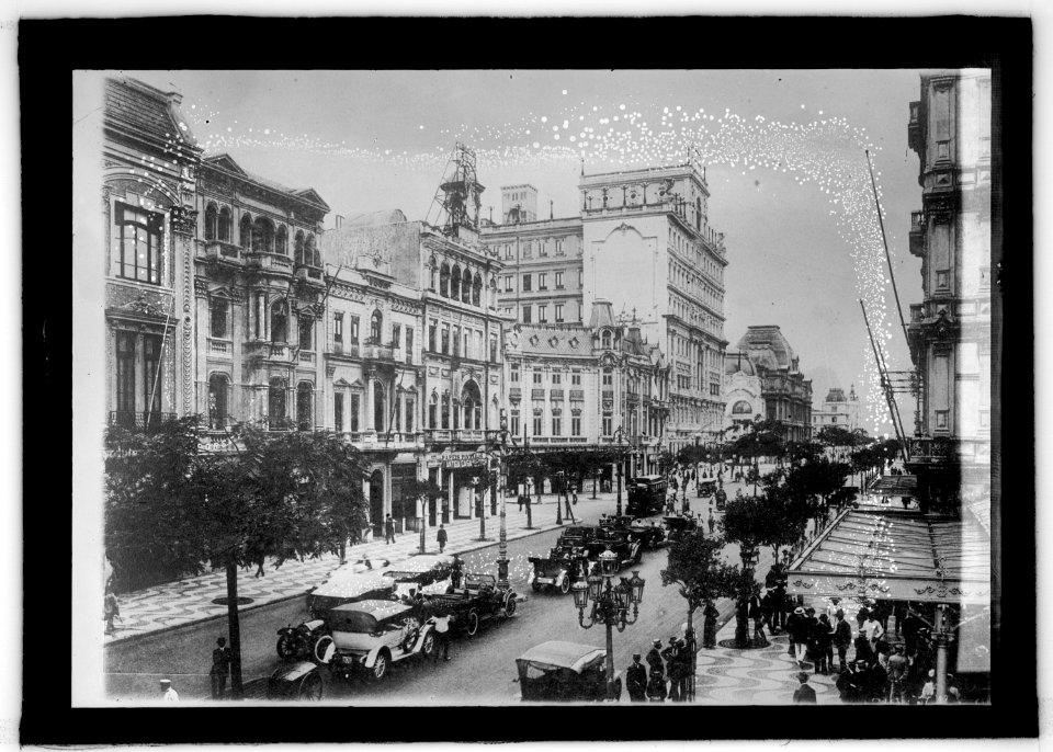 Rio Banco Ave. Rio de Janiero, Brazil LCCN2016821479