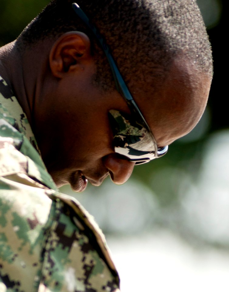 Rifle qualifications 130722-N-AG657-016