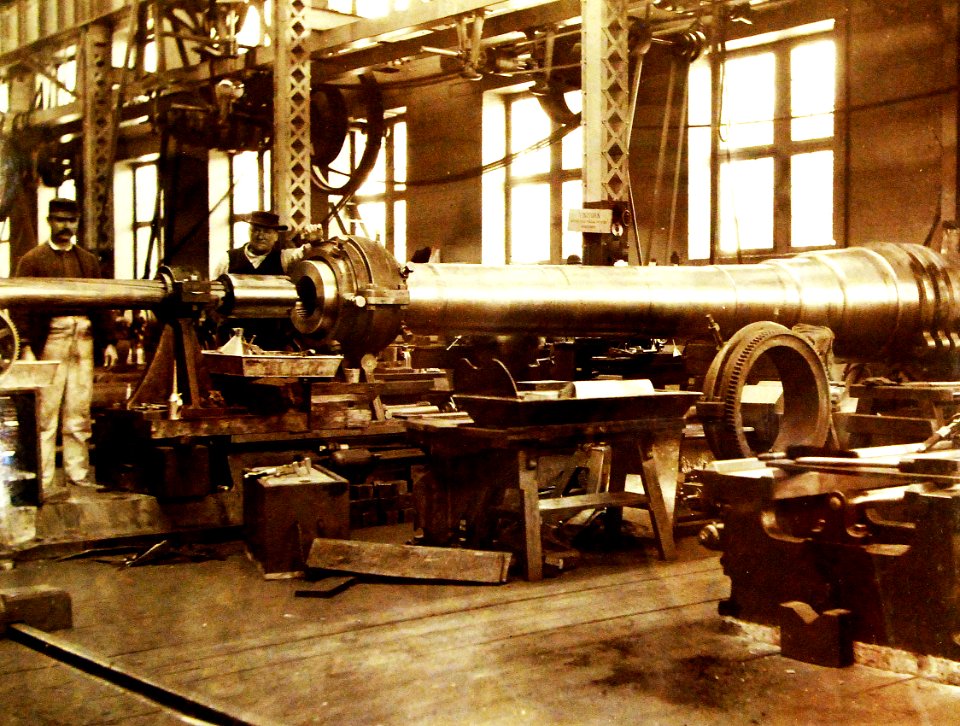 Rifling a gun, Naval Gun Factory, Washington Navy Yard, Washington D.C. (25053182894)