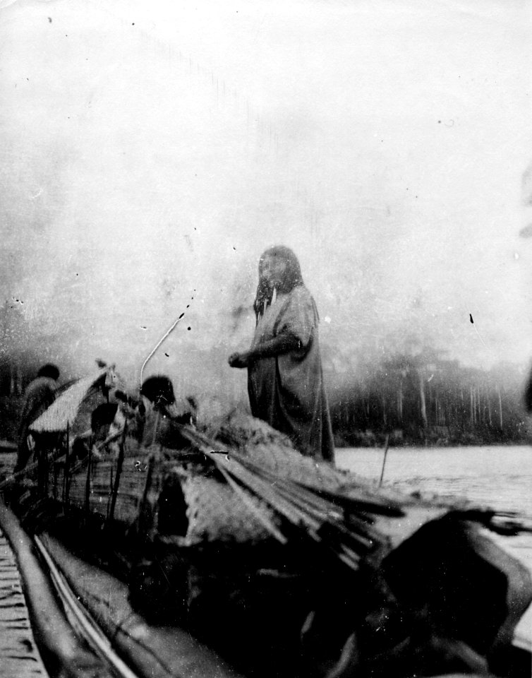 Rio Maniqui, nordöstra Bolivia. Flotte med indianbohag - SMVK - 005668