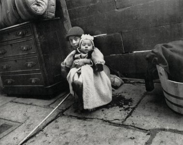 Riis, Jacob A. - »Sorge um das Baby« Cherry Hill (Zeno Fotografie)