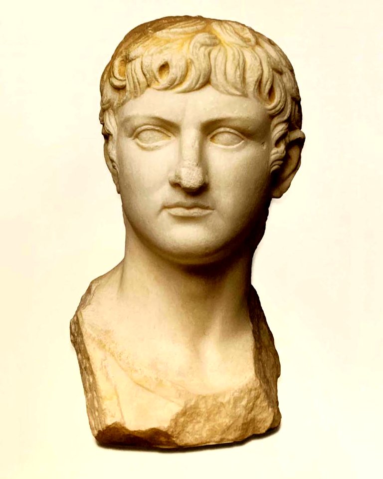Ritratto di Germanico - busto