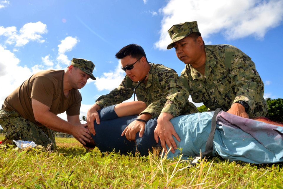 RIMPAC 2014 140710-N-CS762-025