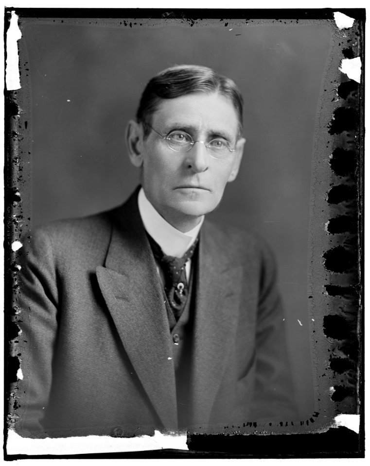RIVER, WILLIAM A. JUDGE LCCN2016862864