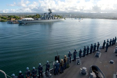 RIMPAC 2014 140731-N-UD469-156
