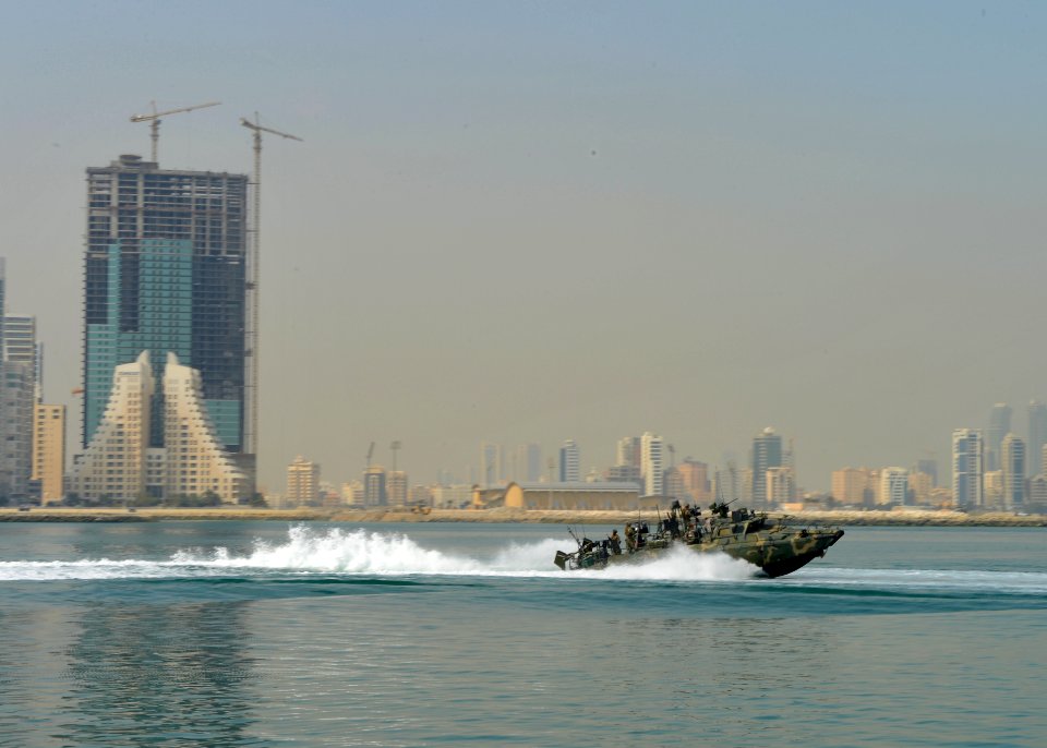 Riverine command boat training 140227-N-FO359-133