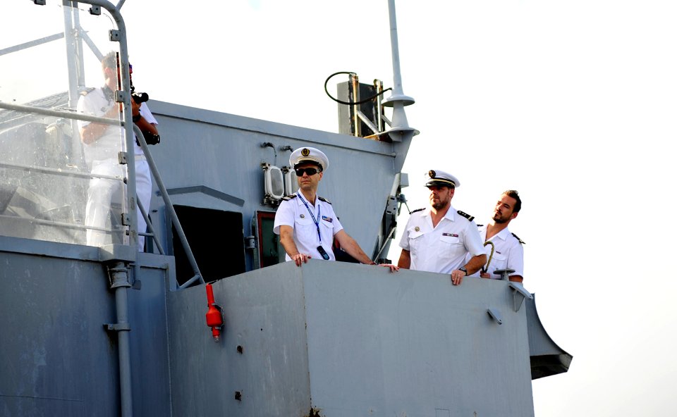 RIMPAC 2014 ship arrivals 140625-N-QG393-120