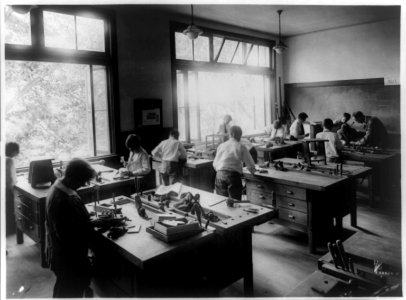 Riverdale Country School, New York City - Manual Training Room LCCN2002717984