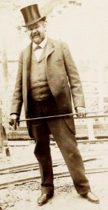 Rives, l'architecte de l'Automobile Club de France (ici en 1898)