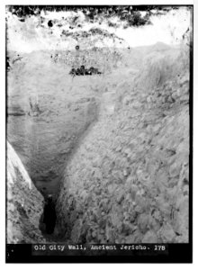 Road to Jericho (Er-Riha), etc. Remains of city wall of ancient Jericho. LOC matpc.07525