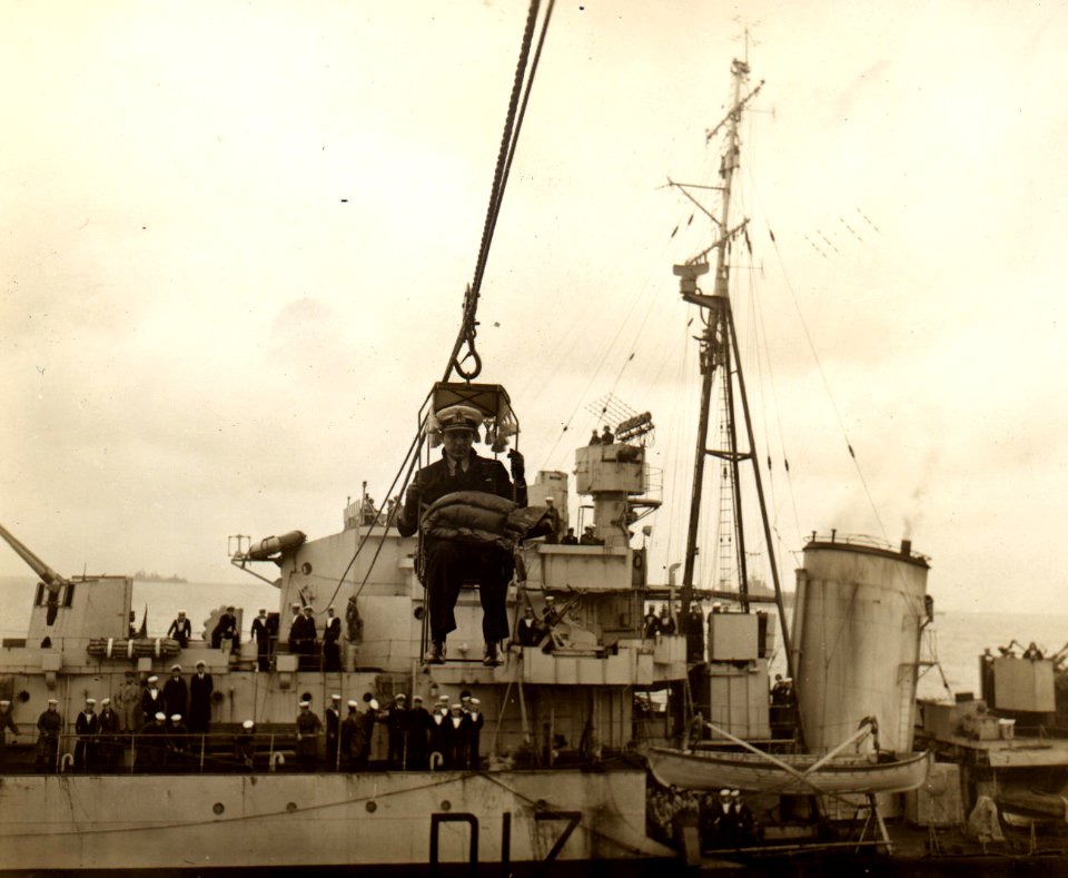 RN Admiral from D17 to BB-63