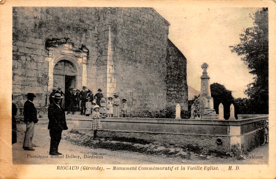 Riocaud - Monument aux morts