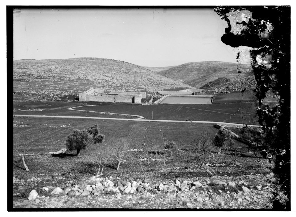 Road to Hebron, Mar Saba, etc. Solomon's Pools from the west. LOC matpc.07571
