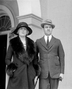 Mr. and Mrs. Warren Delano Robbins, 1922 March 3 photo