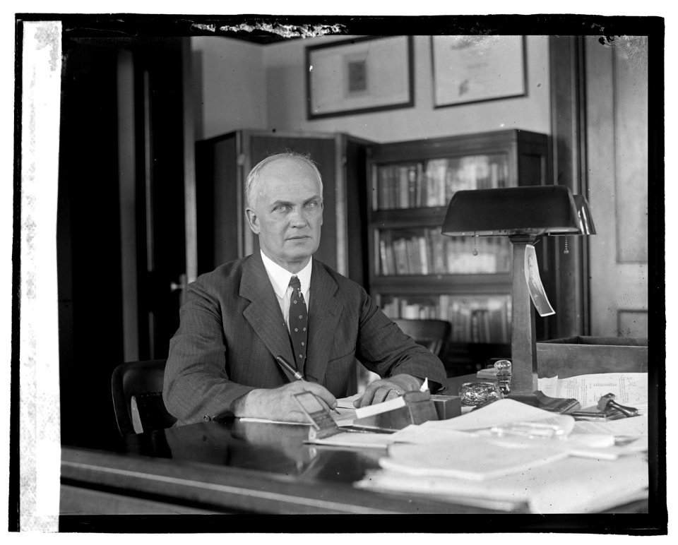 Robe Carl Whele LOC npcc.06684