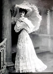 Robe pour les courses de Deauville par Redfern 1904 cropped