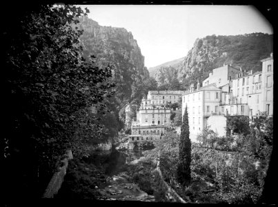 Riu i l'Hospital militar d'Amélie-les-Bains-Palalda