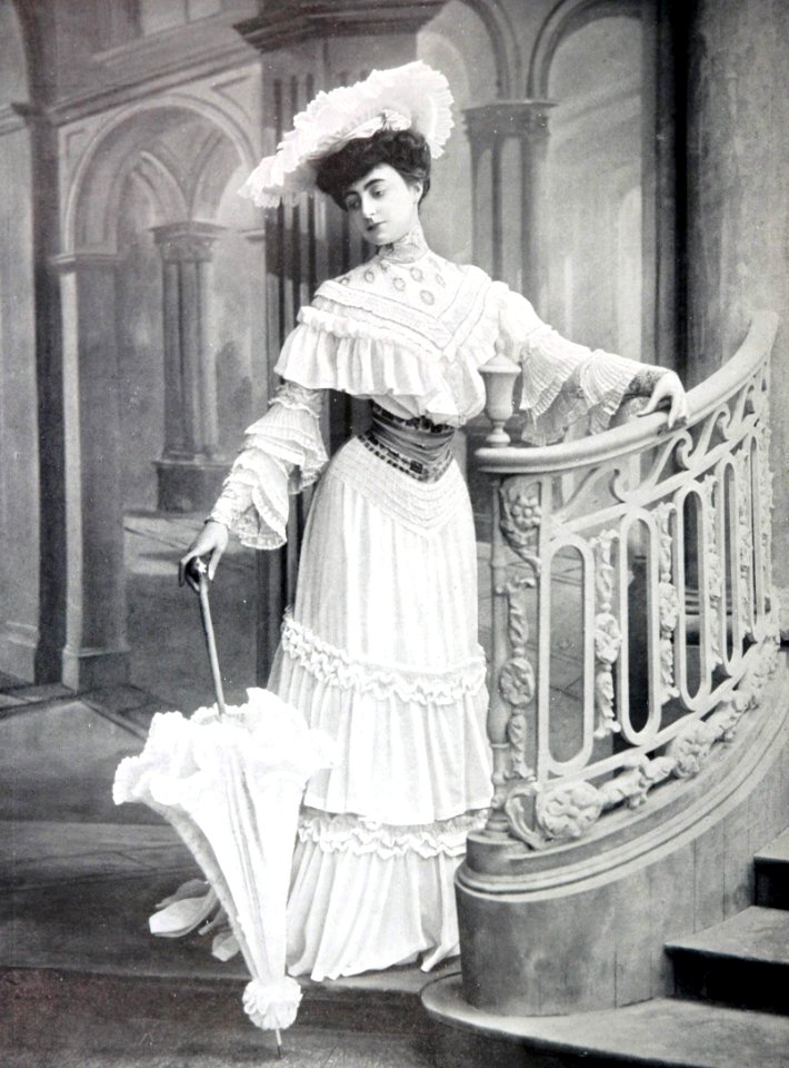 Robe de garden-party par Redfern 1904 cropped