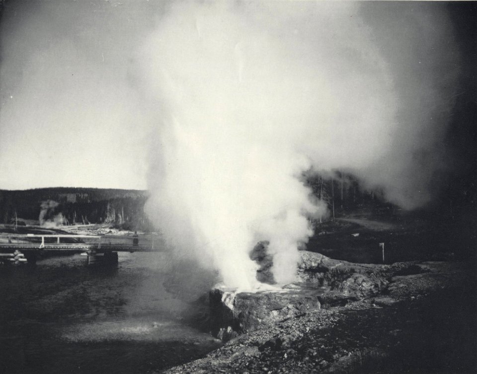 RiversideGeyser-Haynes1896