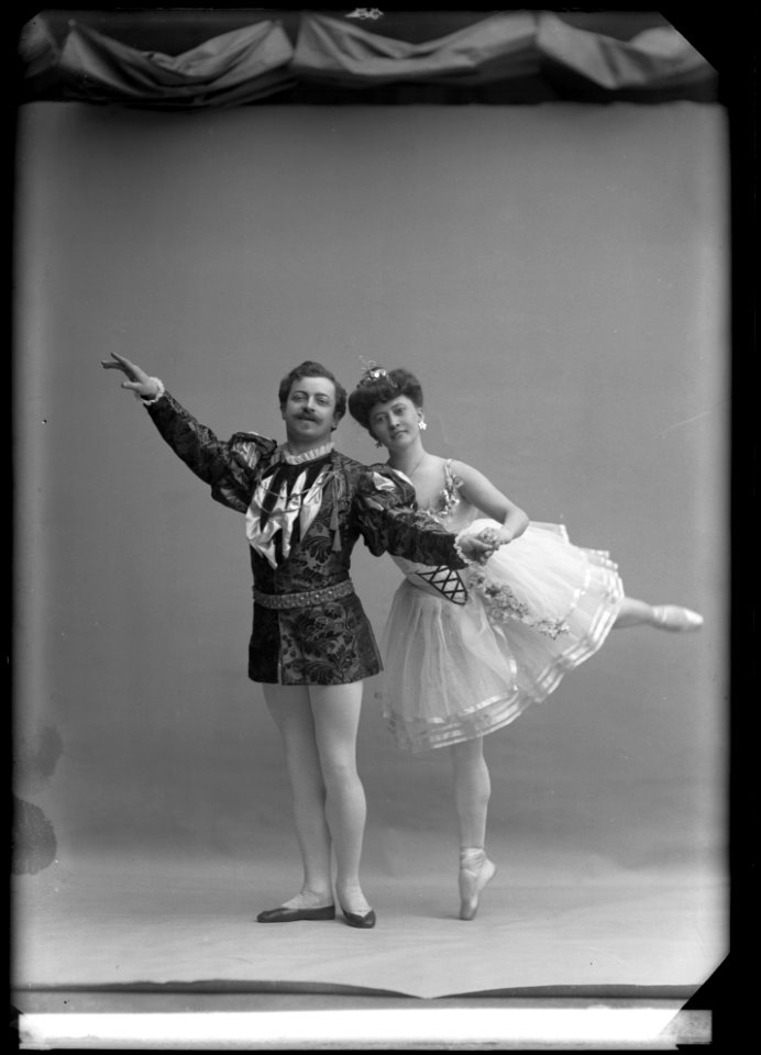 Robert Köller and Victoria Strandin in Judinnan at Kungliga Operan 1906 - SMV - NK040