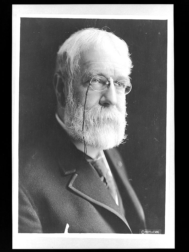 Robert U. Johnson, head-and-shoulders portrait, facing right LCCN95513964