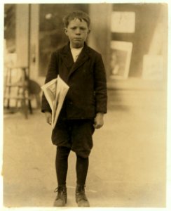 Robert Paul, 216 Johnson Street. 10 year old newsy. Found at 11 P.M. with 12 papers near Seminole Hotel. Been at it 4 years. Often sells until midnight. He and brother make about $1.50 a LOC nclc.03852