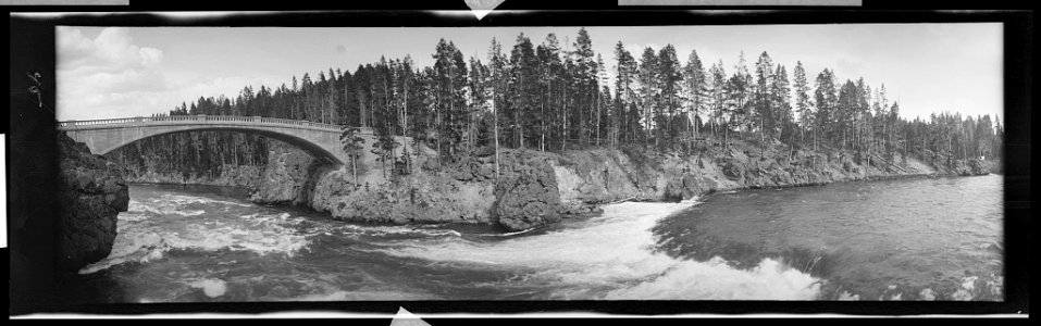 River rapids, bridge LCCN2017656405
