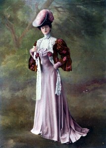 Robe d'après-midi par Redfern 1906 3 cropped