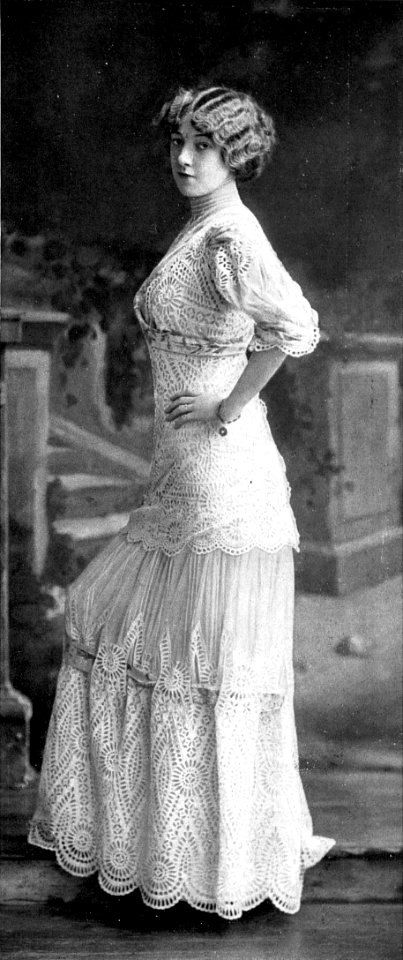 Robe d'après-midi par Redfern 1910 recadrée