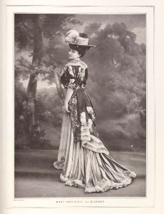 Robe princesse par Redfern 1906 photo