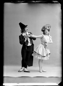 Robert Köller and Victoria Strandin in Saltarello at Kungliga Operan 1906 - SMV - NK041