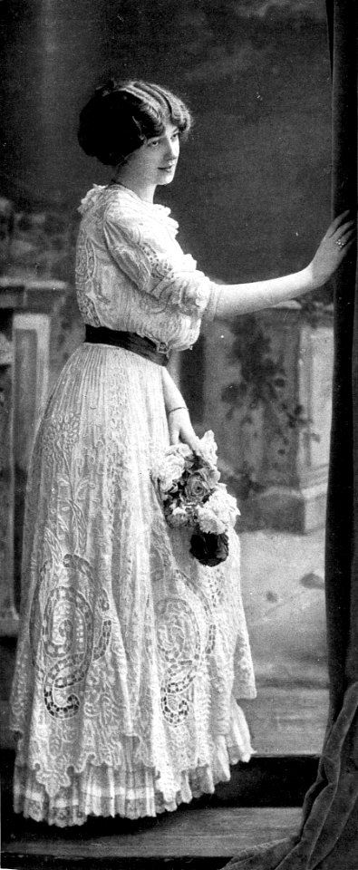 Robe de casino par Redfern 1910 recadrée