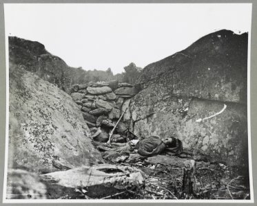 Rocks could not save him at the battle of Gettysburg, Pa. July 1863 LCCN2012647849