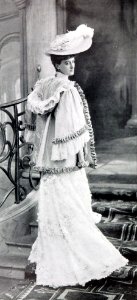Robe de visites par Redfern 1905 cropped
