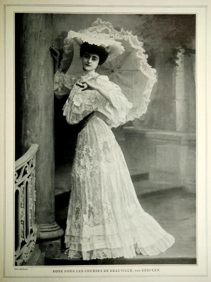 Robe pour les courses de Deauville par Redfern 1904