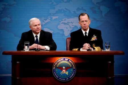 Robert Gates with Mike Mullen at the Pentagon - 2010 (4279323998)