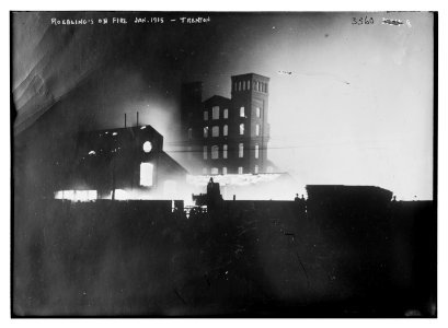 Roebling's on fire, Jan. 1915, Trenton LCCN2014698270