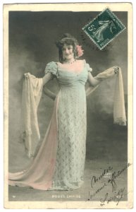 ROBES EMPIRE SIP. 5063. Photo Waléry