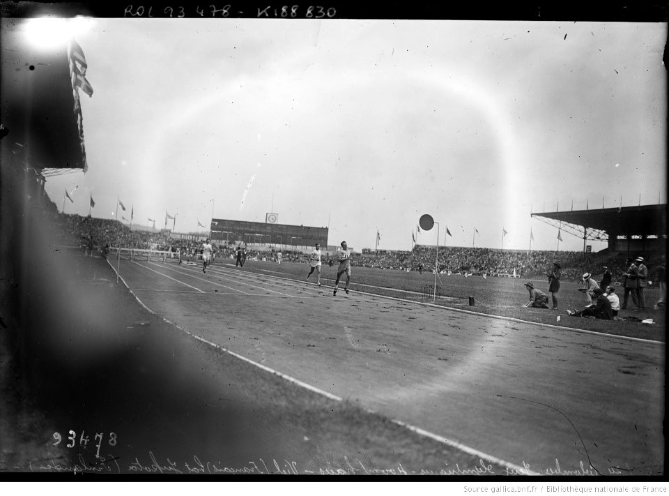 Roger Viel bat Martti Jukola lors des quarts de finale des JO 1924