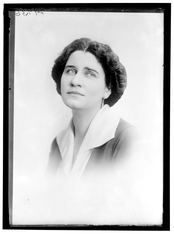 ROLAND, NELL. SUFFRAGETTE LCCN2016869653