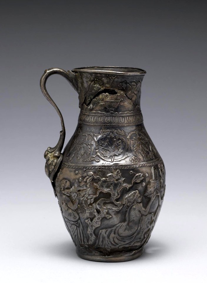 Roman - Amphora with Bacchic Scenes - Walters 57708 - Left